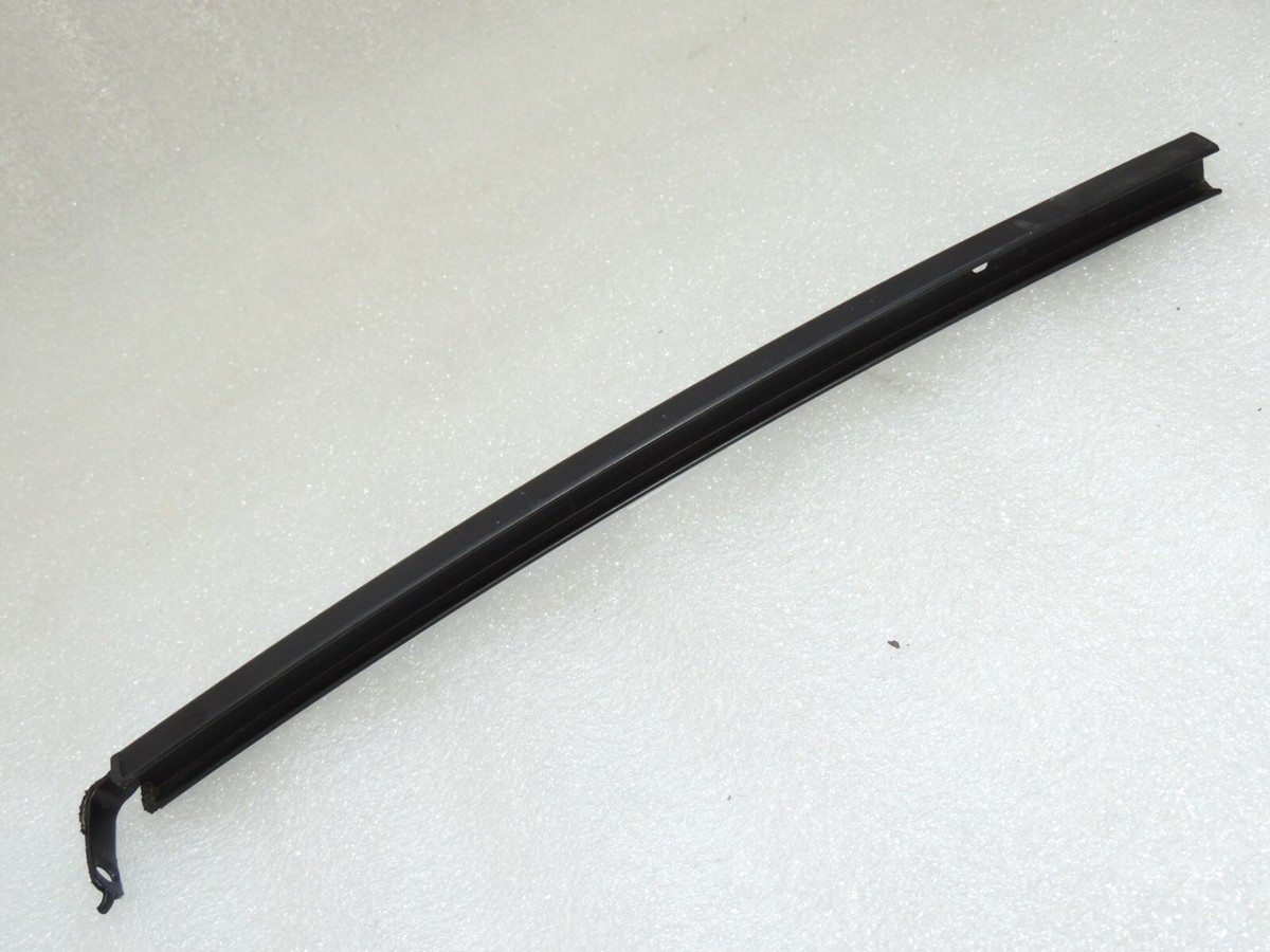 Suzuki SX4 S-CROSS Fensterführung Hinten Links 81780-61M00 | eBay