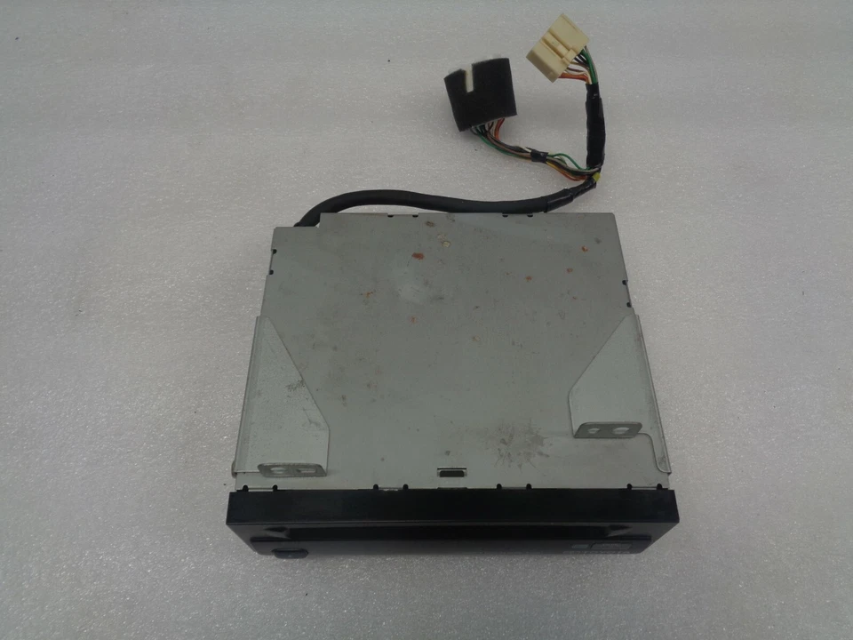 2001-2003 Toyota Prius Audio Equipment Radio CD Player 08601-47801 OEM AK210509 - Image 2 of 4