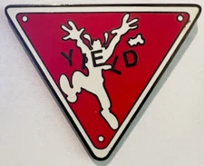 Goofy Yield Sign Traffic Road Signs Disney Pin E02