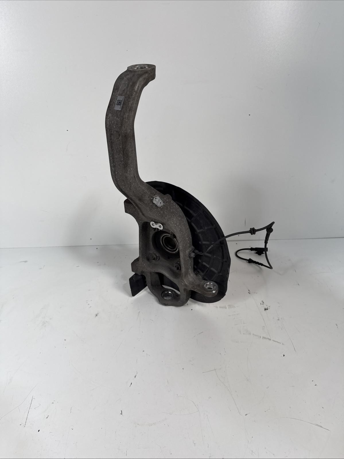 Maserati Quattroporte GTS RWD Front Left Wheel Knuckle Spindle 14-18 :O