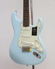 Fender Limited Edition Vintera II Road Worn '60S Stratocaster/Sonic Blue #D48