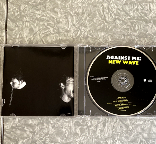 Against Me! New Wave CD 2007 Punk Rock Sire Excellent Disc - Picture 2 of 4