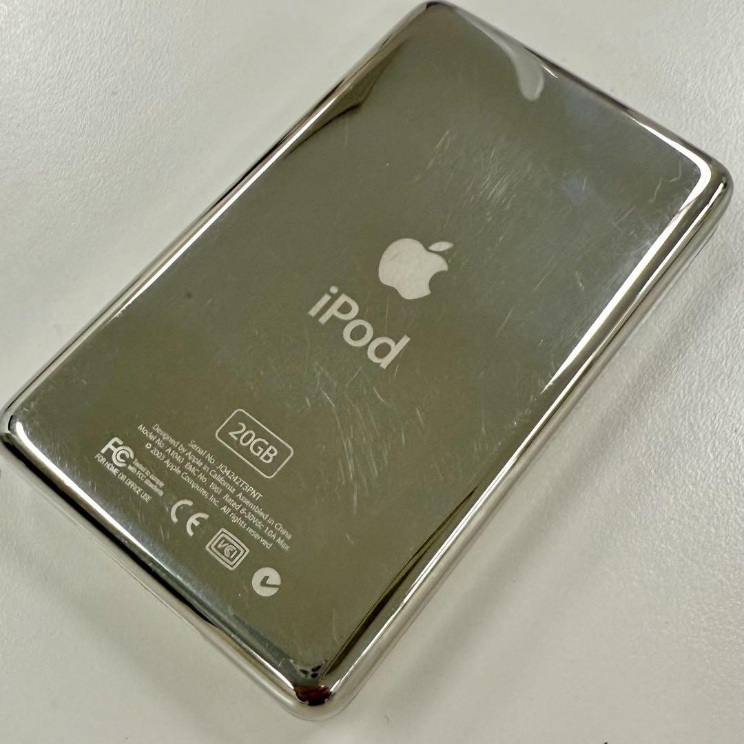 O*O様 Apple iPod 20GB シルバー 充電ドック付き Apple Ipod 20Gb Silver Mp3 Player With Charging Dock Classic