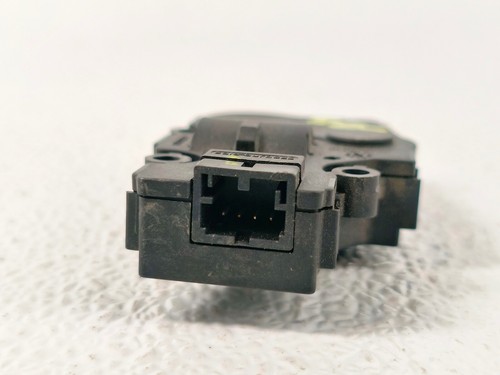 17-19 INFINITI QX30 HVAC A/C HEATER AIR VENT FLAP ACTUATOR MOTOR UNIT OEM - Picture 3 of 3