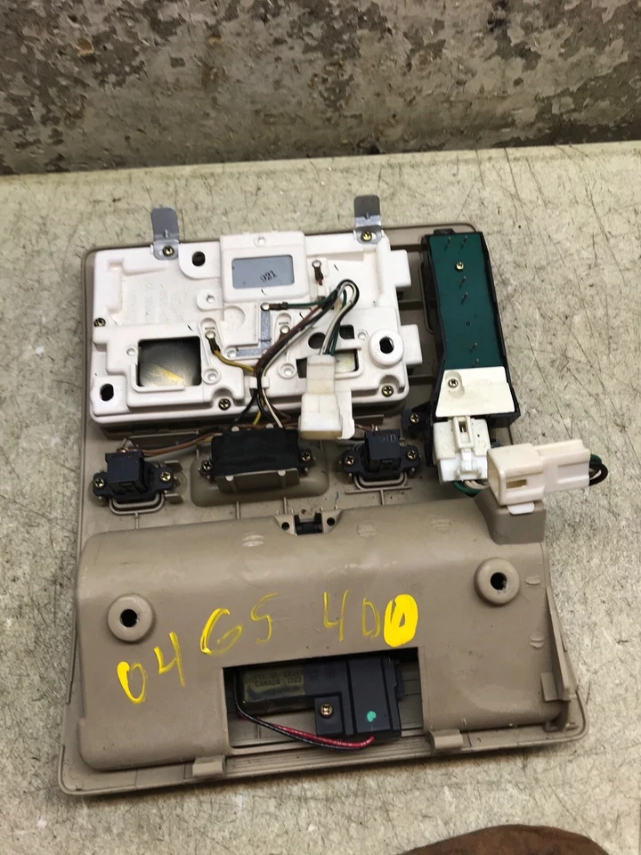 98 99 00 01 02 03 04 05 Lexus GS300 GS400 GS430 luz superior lámpara consola Foto 2 de 2