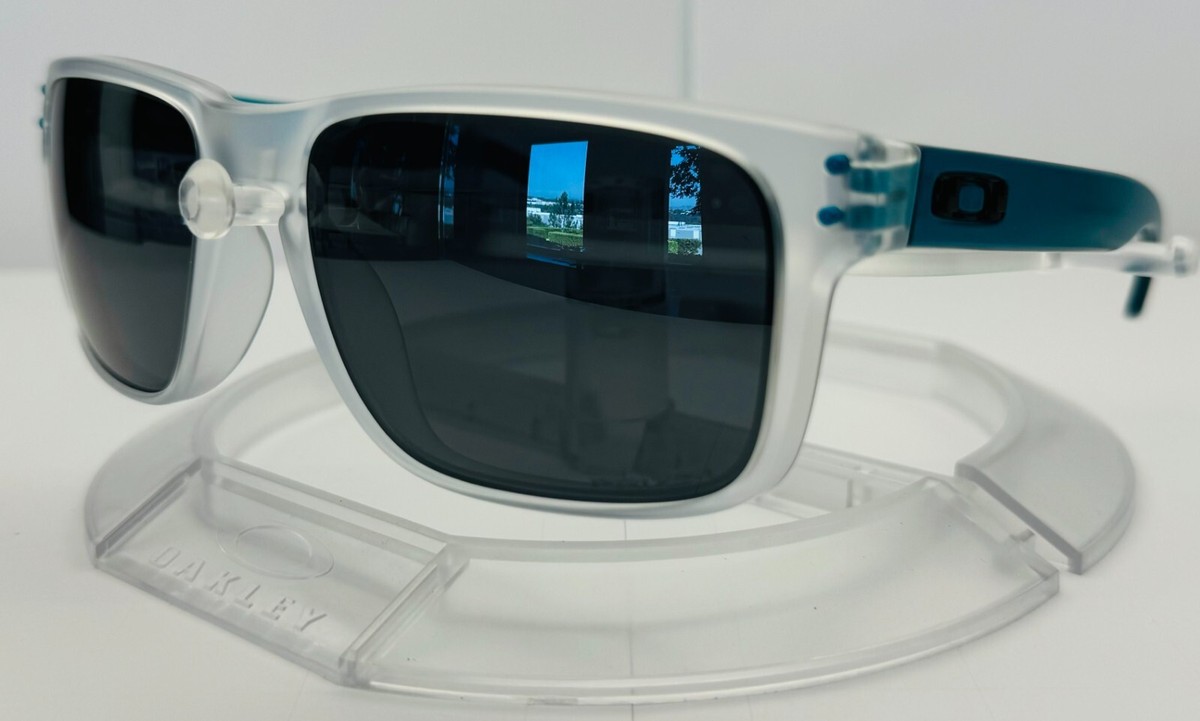 Oakley Holbrook Crystal Pop Prizm Black Iridium Sunglasses Oakley Holbrook Crystal Pop Prizm Black Iridium Sunglasses