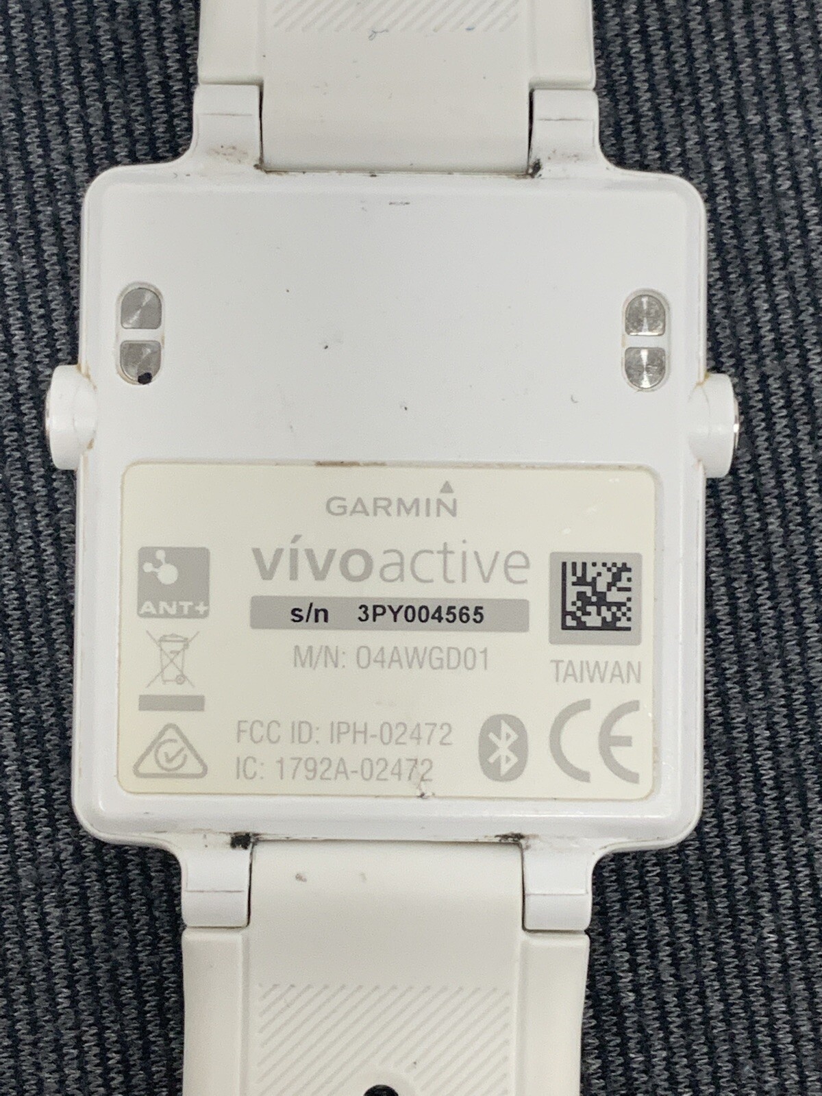 garmin vivoactive 04awgd01