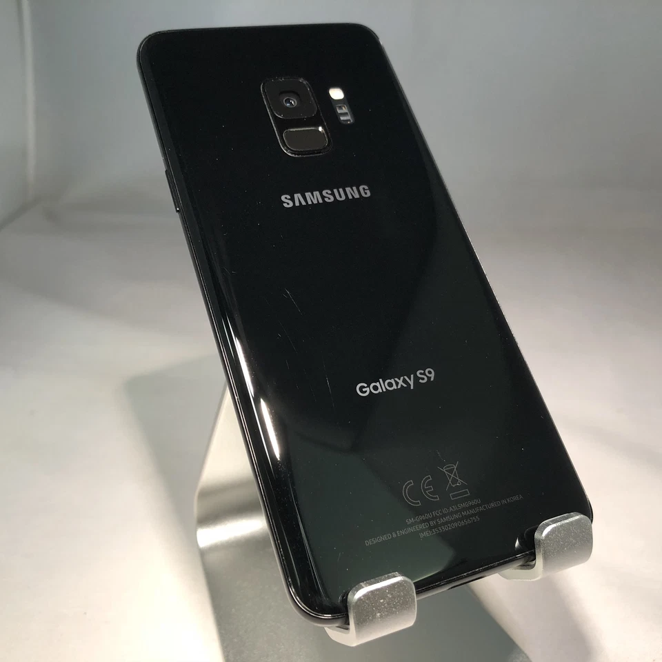 Samsung Galaxy S9 64GB Midnight Black Unlocked Fair Condition - Image 4 of 4