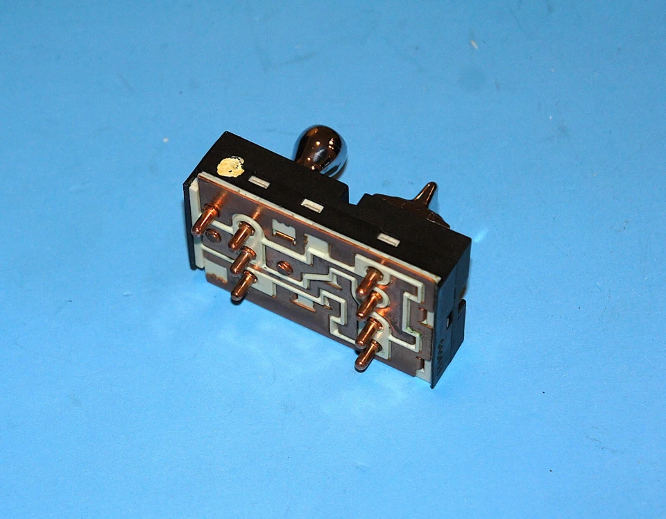 1990-97 Lincoln Town Car OEM 6-Way Power Seat Switch - F0VB-14A701-AA - Image 3 of 4