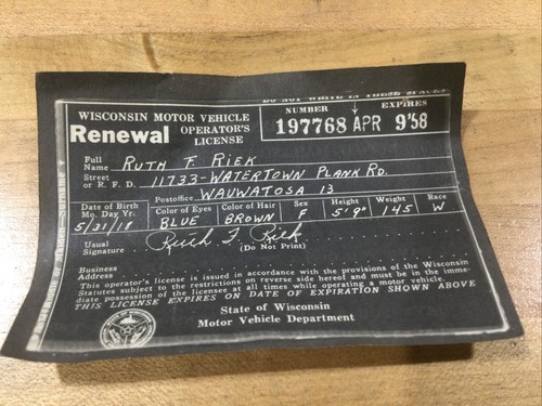 Vintage Wisconsin Drivers License Expired 1968