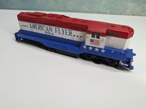Locomotora diésel Lionel escala HO GP-9 American Flyer #5513 solo piezas/reparación | Condition: Used