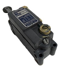 Square D 9007AW32 Limit Switch 600V Series A