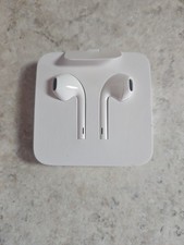 New Apple Earpods with Lightning Connector Earbud Headphones Wired for iPhone 