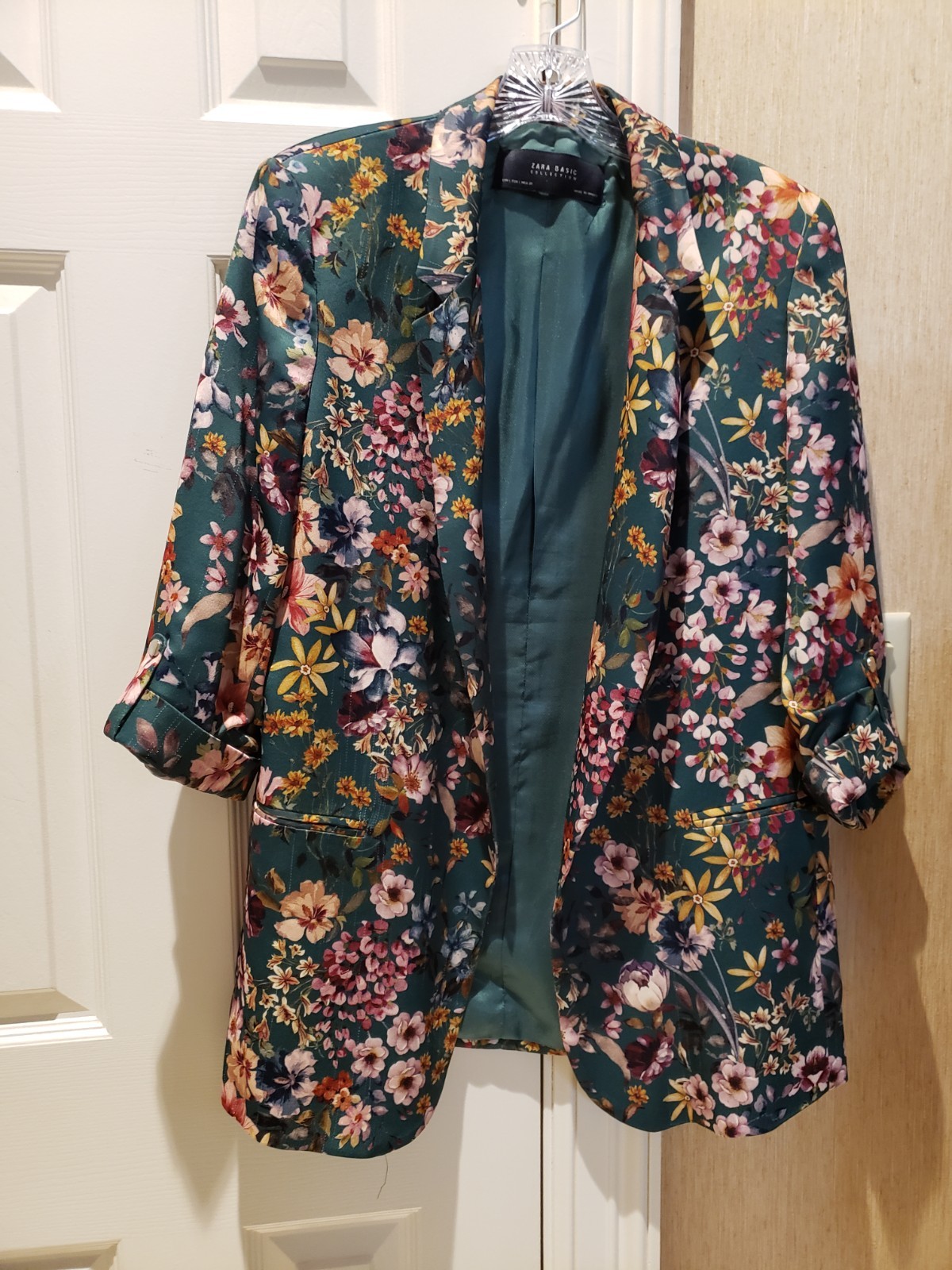 ZARA BASIC COLLECTION BEAUTIFUL GREEN FLORAL JACK… - image 2