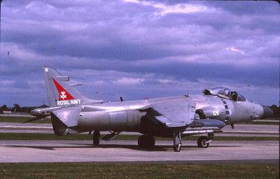 Original Farbdia Sea Harrier FA2 ZD578/126 von 800 NAS FAA