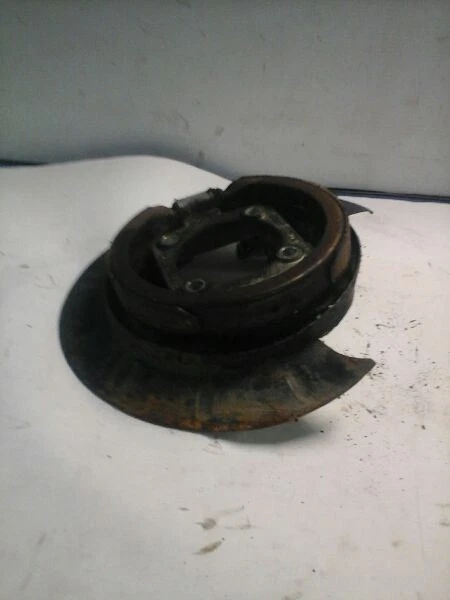 Chevrolet Chevy Trailblazer 2008 placa de respaldo de pasajero trasero derecho Foto 2 de 4