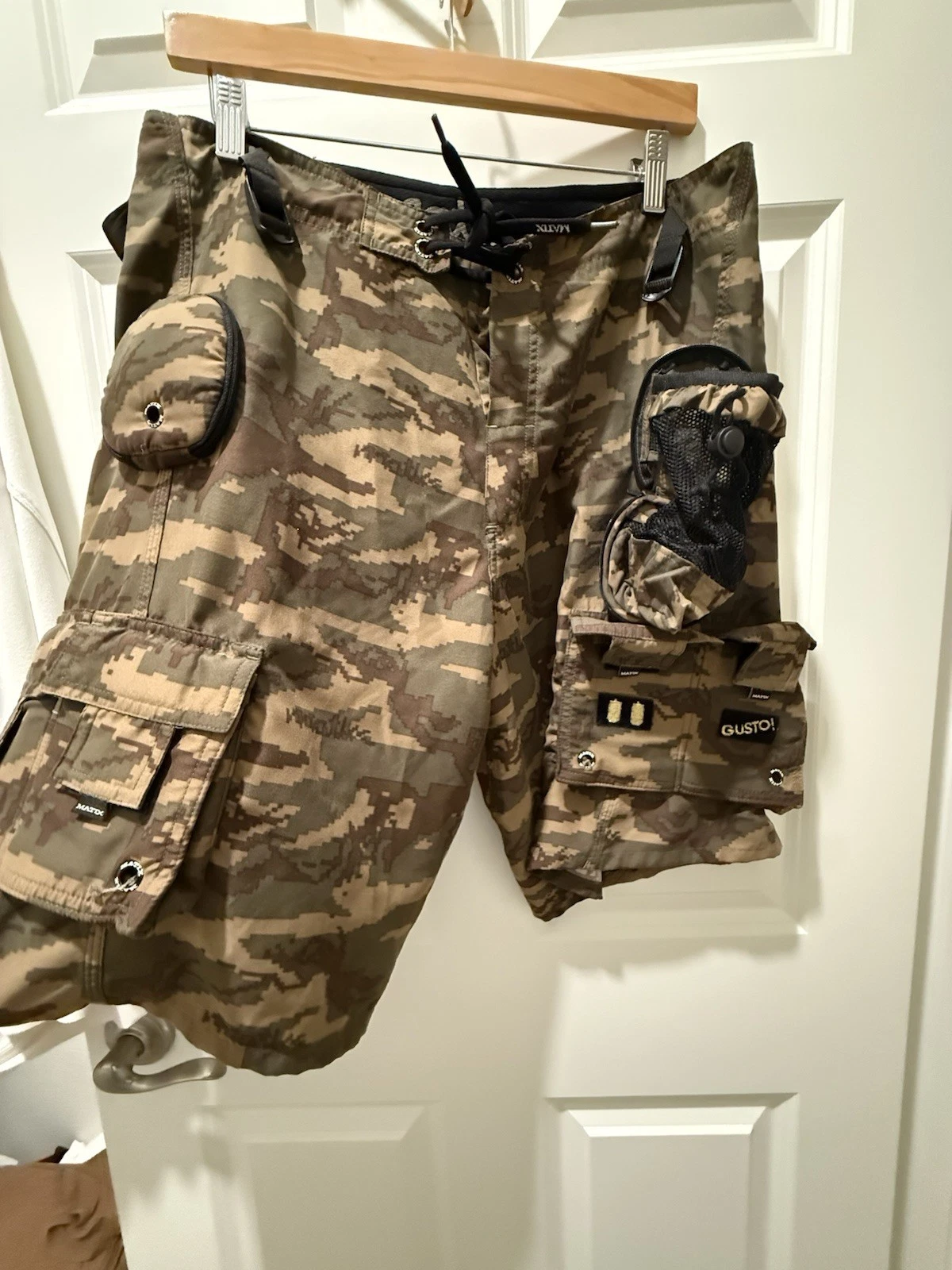 Matrix Cargo Style Shorts Size 33