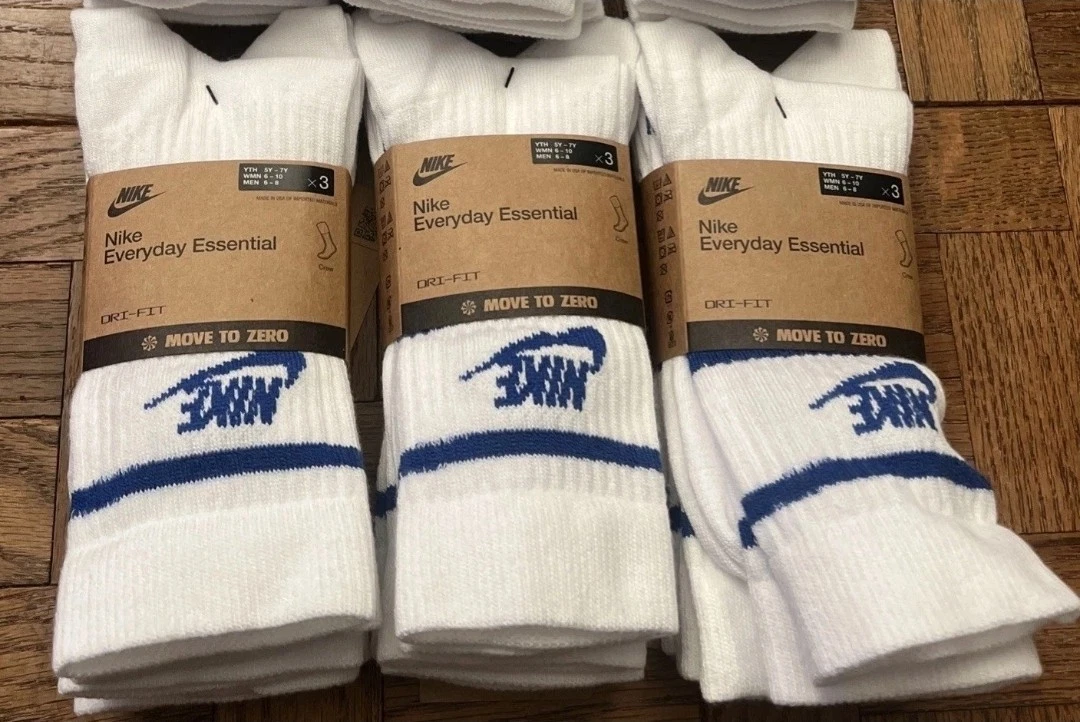 **New Nike Everyday Crew Socks Lot of Three 3-Packs Essential Blue White LARGE**