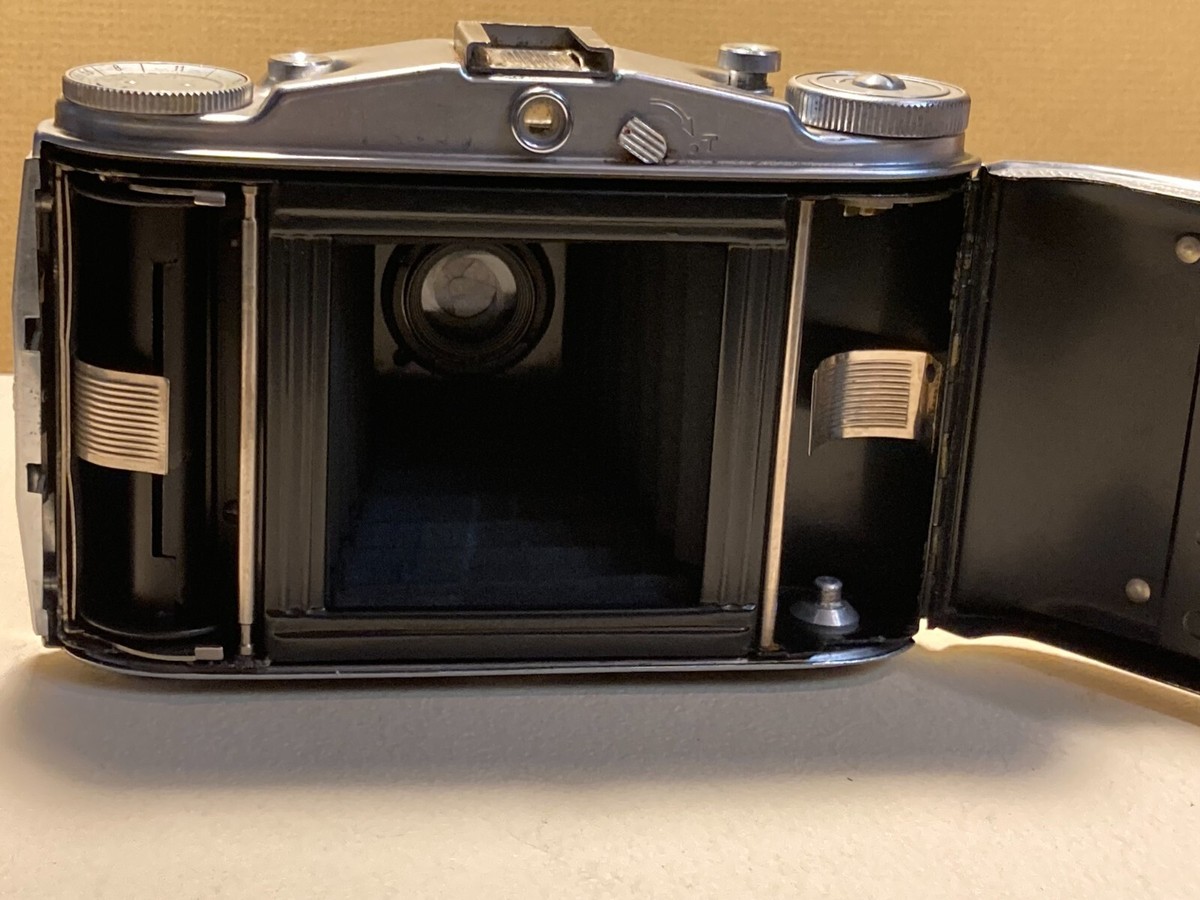 Vintage Agfa Isolette II Prontor-S w/Apotar 1:4.5 / 85mm lens