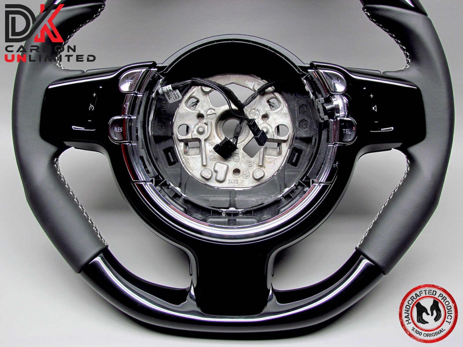 Rolls Royce Dawn Wraith Kryptos White Ring Napa Piano Black Steering Wheel v3