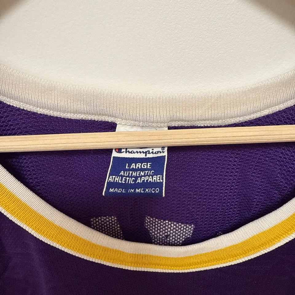 Kobe Bryant Los Angeles Lakers Vintage #8 Champion Rookie Jersey Size 44 Large - Image 4 of 4