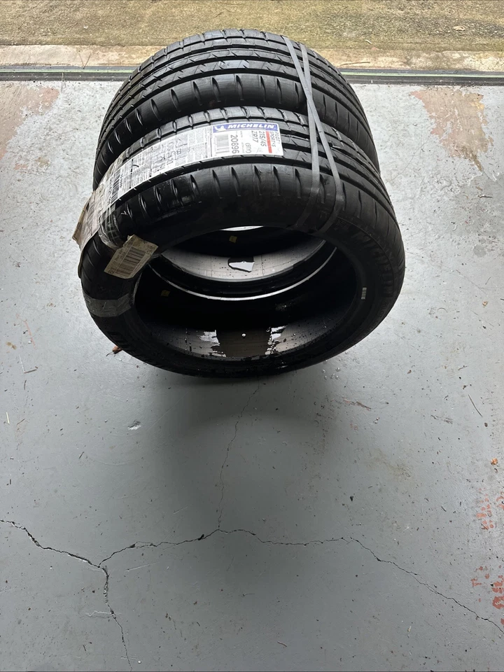 Michelin Pilot Sport 4s - Image 3 of 4