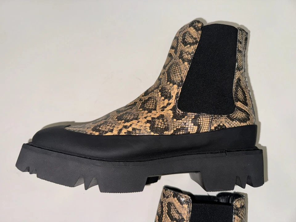 $550 AQUATALIA HOLLY Caramelo Piel de Serpiente Impermeable Chelsea Botines Talla 7.5 M Foto 3 de 4