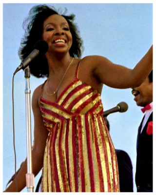 GLADYS KNIGHT - 4''X5'' PHOTOGRAPH