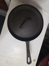 Antique Cast IRON Spider Skillet w/Lid #10