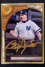 2025 Topps Museum Framed Autographs Gold Frame Roger Clemens #FMA-RC 2/10