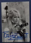 BRIGITTE BARDOT Autograph Signing Small Photo (5.5 x 8cm) Signed Viva Maria