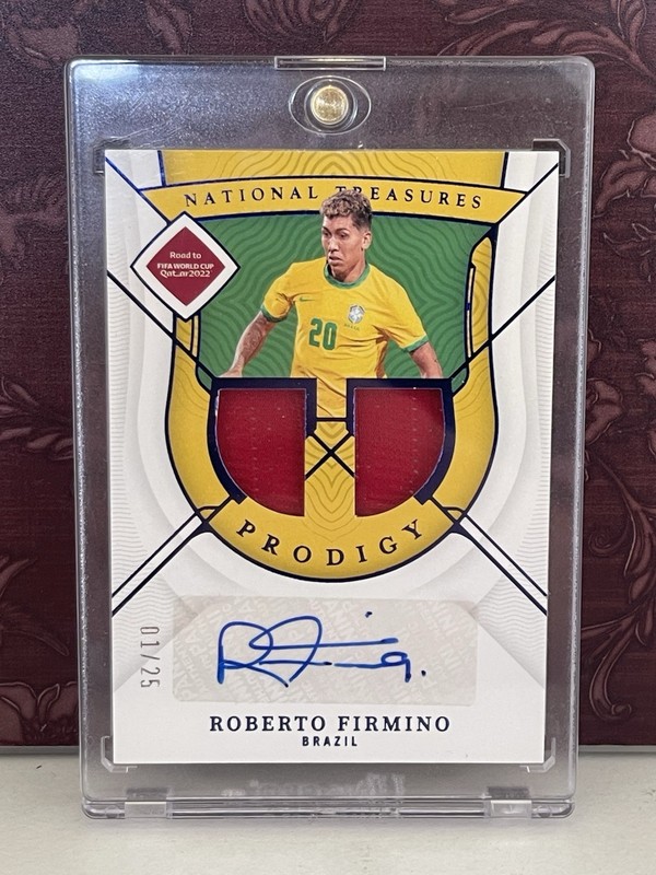 Panini 2022 Nat Treasures FIFA Road WC Prodigy Firmino Auto Patch 01/25