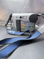 Vintage Sony FD Mavica MVC-FD75 Digital Camera 10X Zoom - TESTED - No Battery