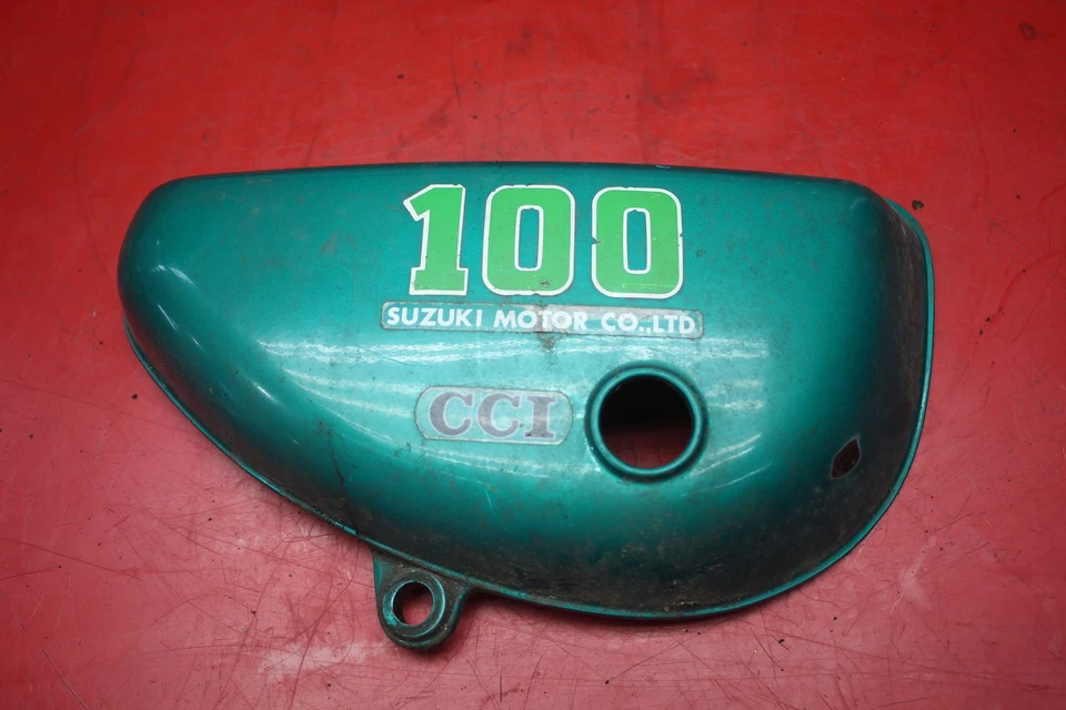 Suzuki TC100 1974 cubiertas del tanque de aceite izquierda derecha Foto 3 de 4