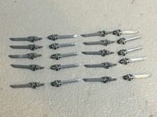 A29898 WARHAMMER 40K GREY KNIGHTS BITS LOT TERMINATOR PALADIN SWORD HANDS GW