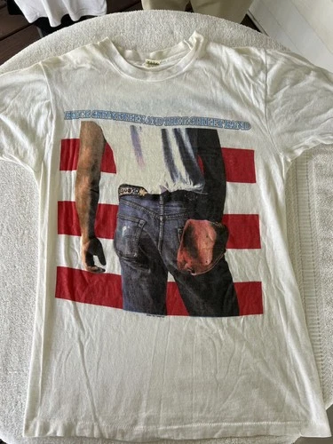 Bruce Springsteen Born in the USA Tour Graphic 1980s vintage concert t-shirt, vintage, single stitch, B+ condition