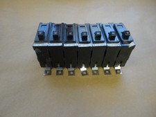 "LOT of SEVEN" EATON 1 pole 20 amps 120/240 volt QUICKLAG bolt On Breakers