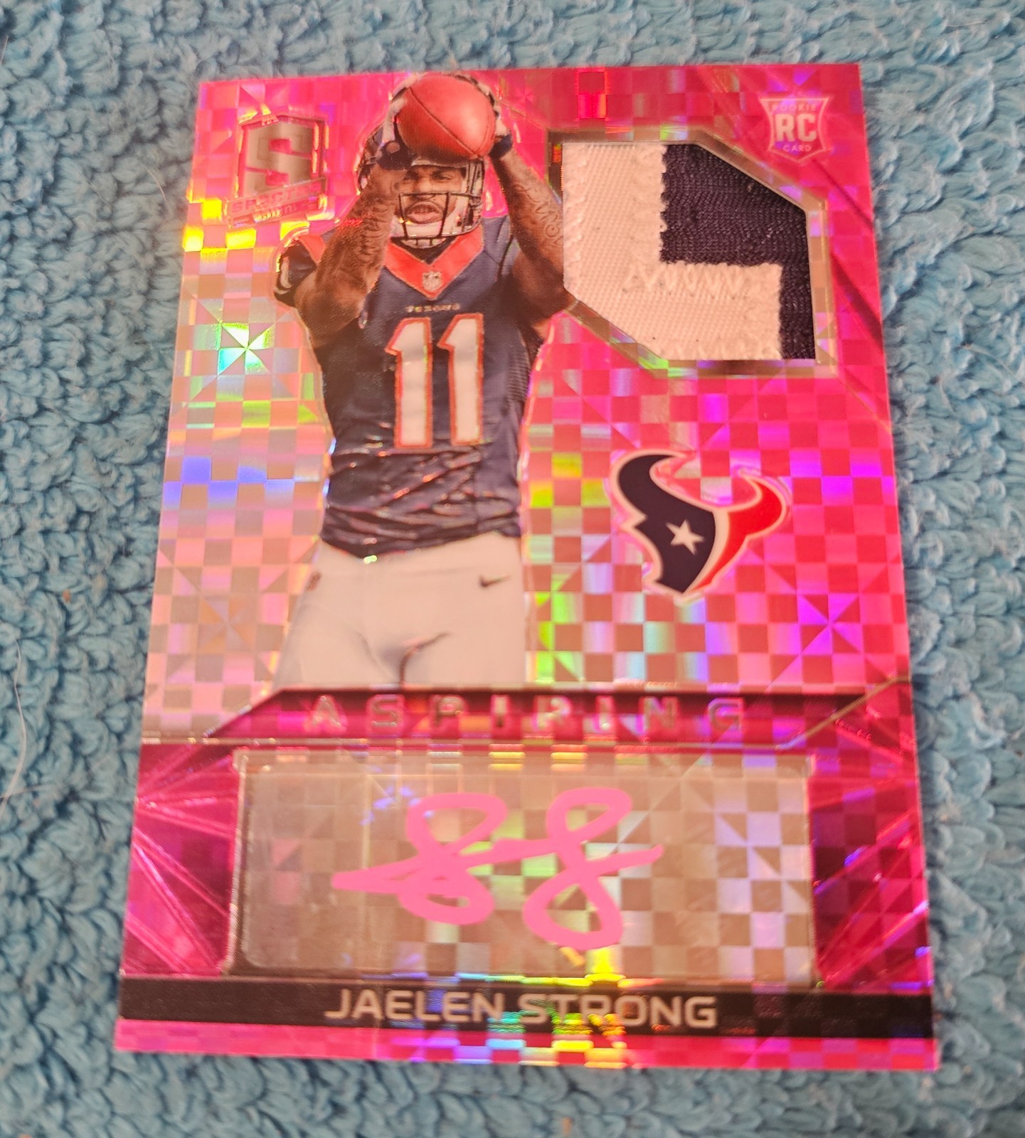 Jaelen Strong Panini Spectra Aspiring Patch Autographs #AJAJS Neon Pink