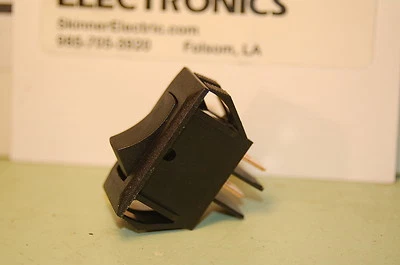 FEDERAL SIGNAL-SIGMA SWITCH Federal Signal SW300 Switchbox Factory NEW SWITCH- MOMENTARY Action for Patterns