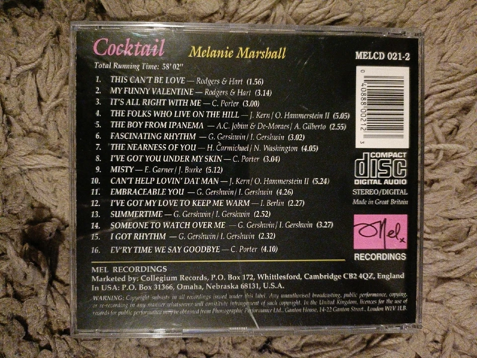 Cocktail CD Melanie Marshall A Perfect Blend of Love Songs Foto 2 de 2