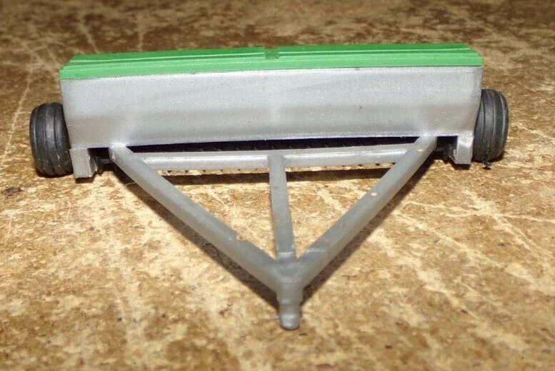 1/64 john deere custom built grain drill in nice shape used - Image 2 of 4