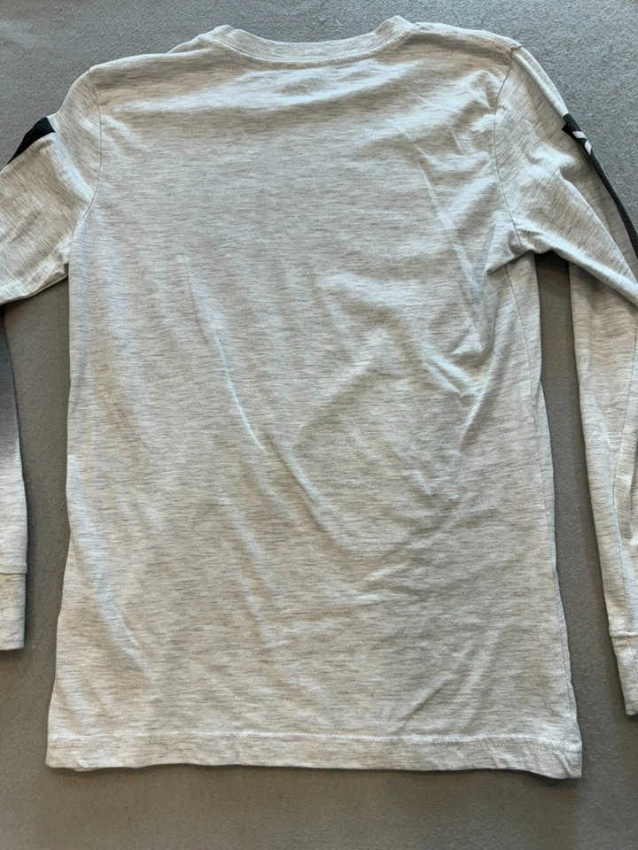 Hurley T Shirt Kids Boy's Large 12-13 Heather Gray Long Sleeve Graphic Logo Tee - Image 4 of 4