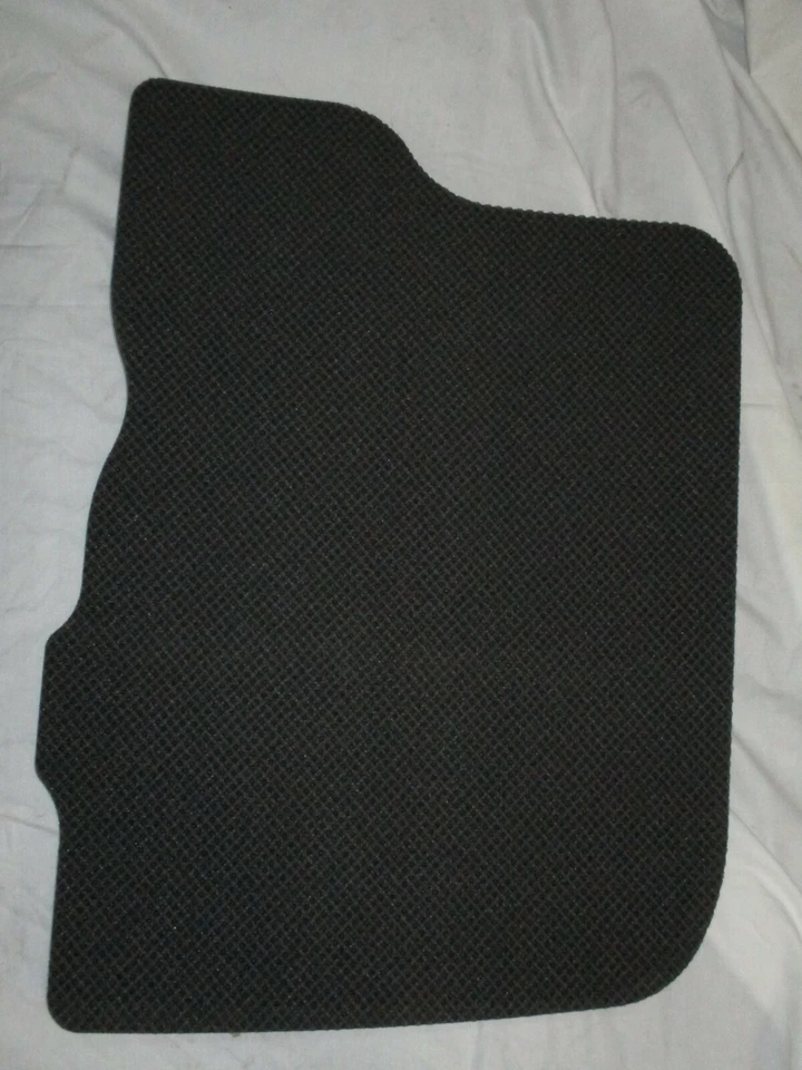 JUEGO DE ALMOHADILLAS CAPÓ PORSCHE 944 944 TURBO 951 944S 944S2 924S NUEVO GENUINO PORSCHE Foto 3 de 4