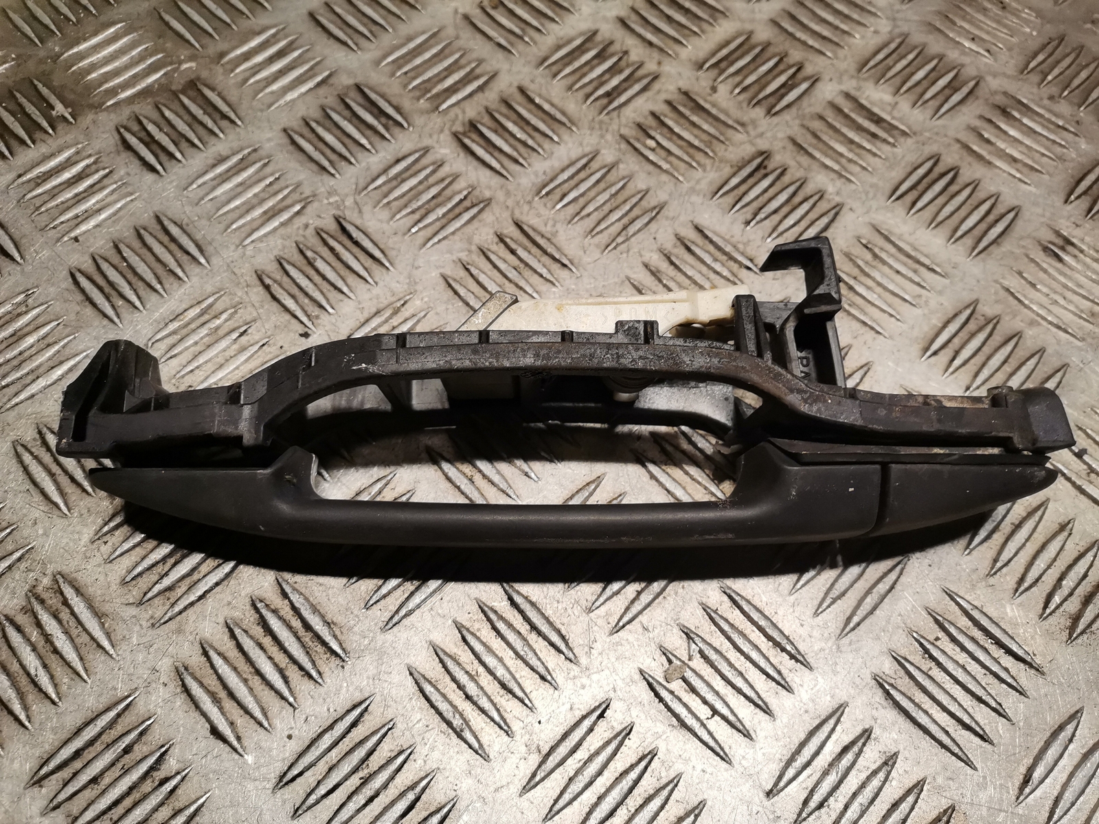 2027601670 Rear Outer Door Handle RH Mercedes-Benz CLASE E 1996 
