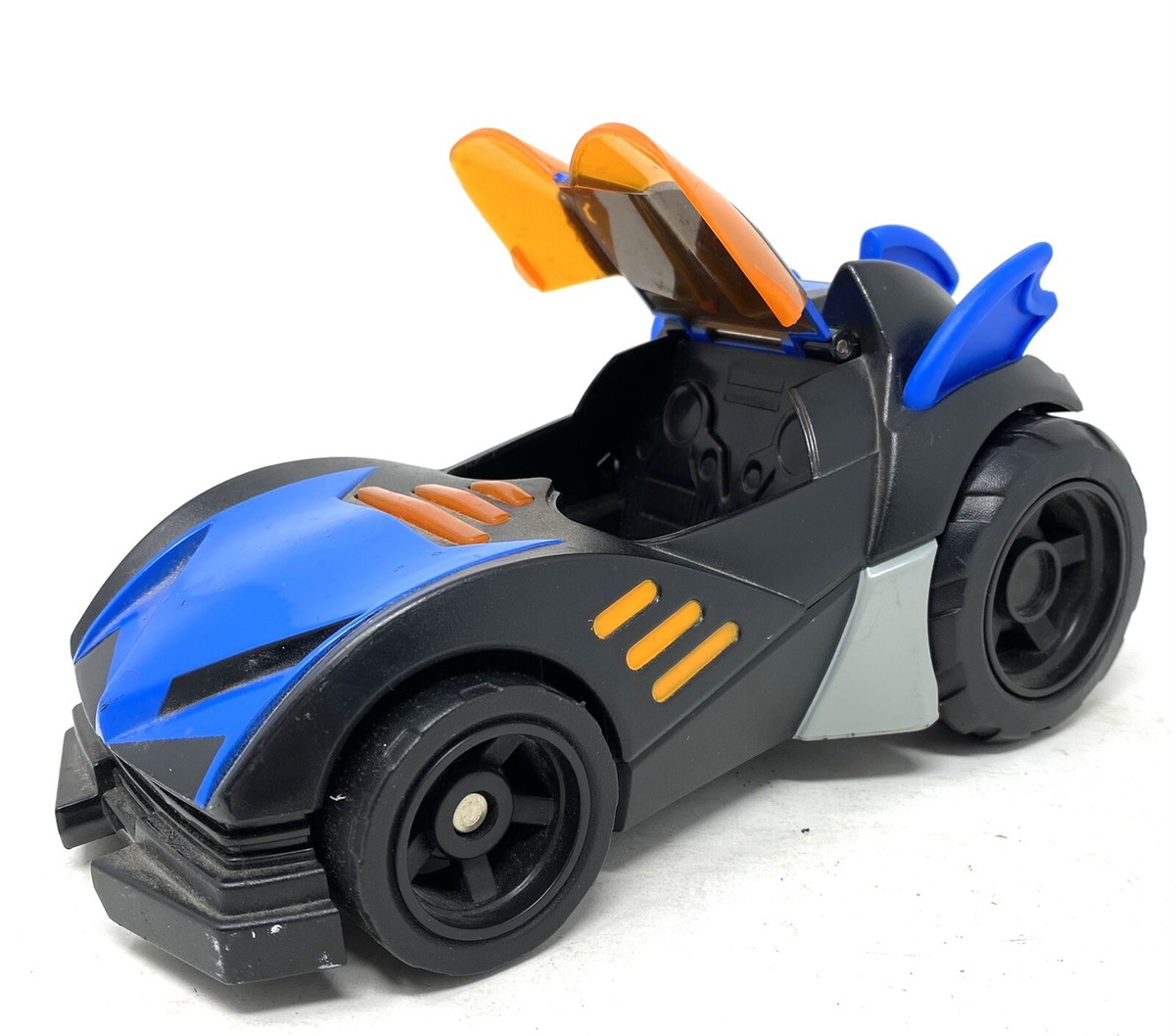 Mattel 2000 DC Comics Batman Batmobile Toy Car Model P5455 9
