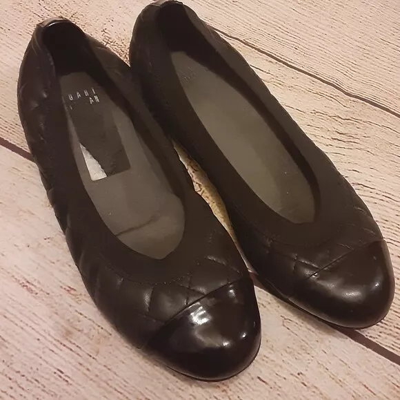 Stuart weitzman on sale black flats
