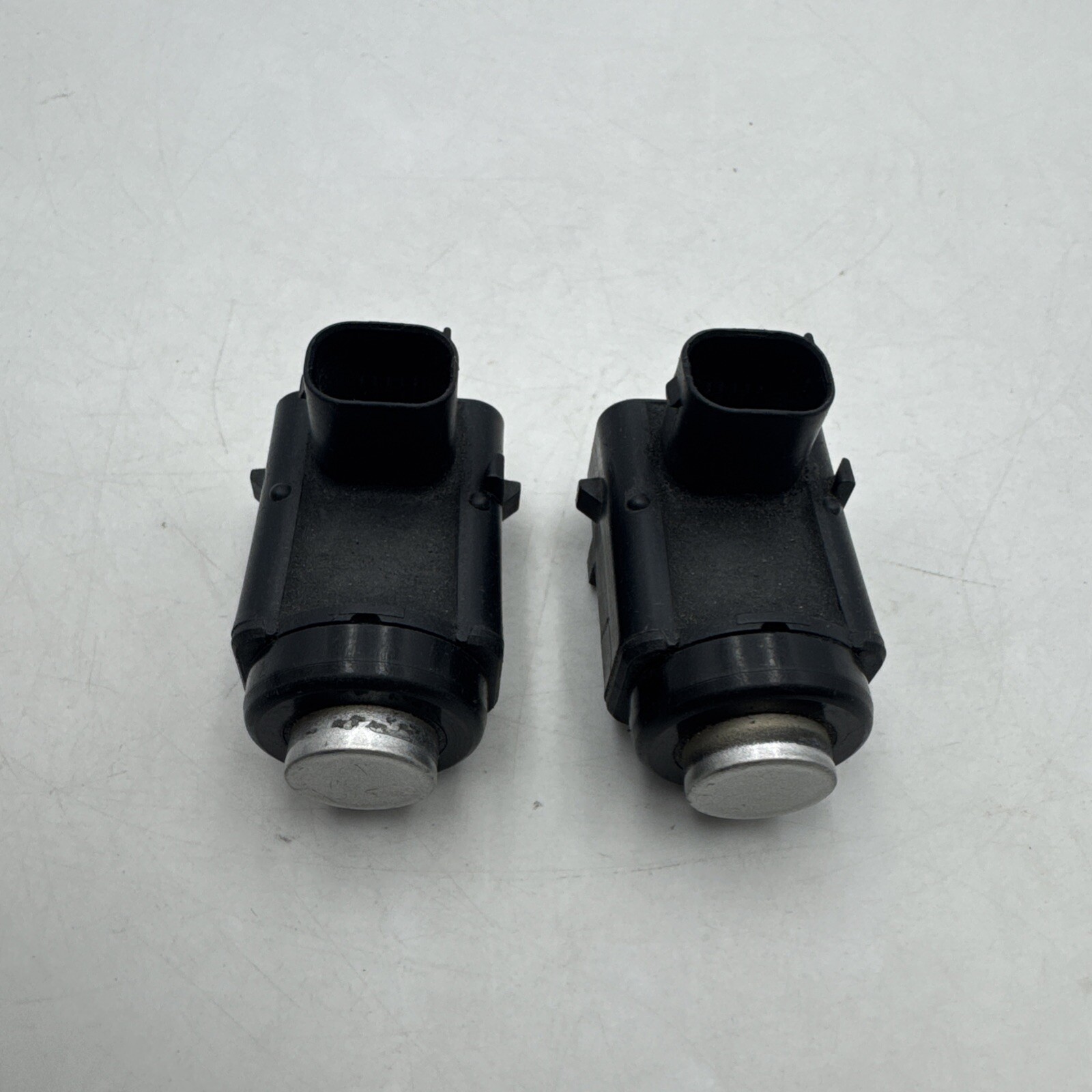 2005-2010 Cadillac STS Rear Bumper Parking Sensor in Silver Part #10335962