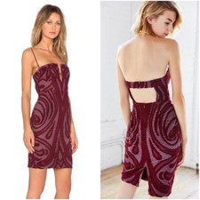 NWT STYLESTALKER Womens sz 2/Small Oxblood MELROSE Cut Out Back Textured Dress