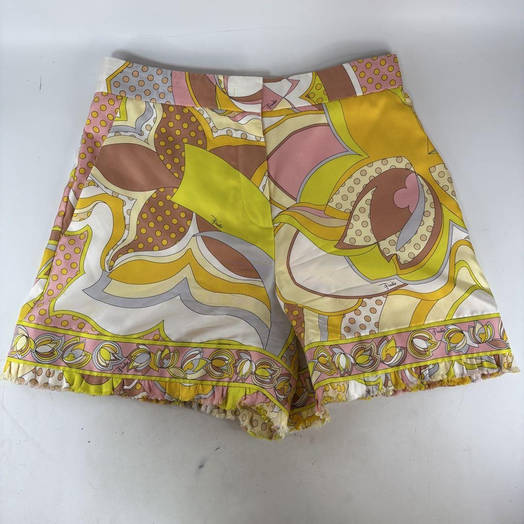 EMILIO PUCCI 未使用 ショート パンツ 34 EMILIO PUCCI shorts, size 34 Used item For Woman Japan Free