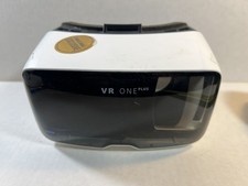 Zeiss VR One Plus virtual reality headset Missing Strap, Perfect Condition